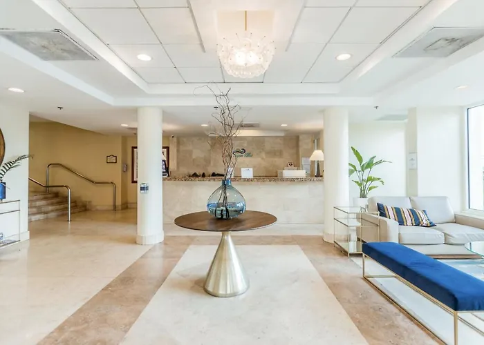 Condado Lagoon Villas At Paseo Caribe